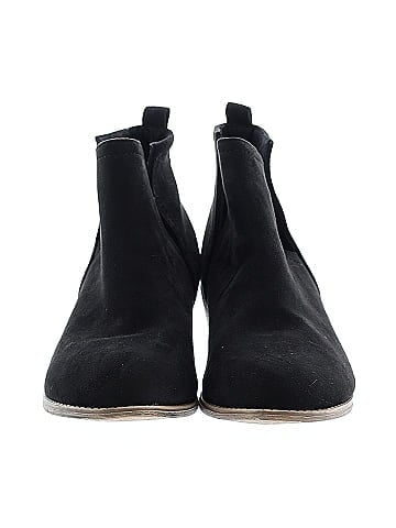 Journee Collection Ankle Boots (view 2)