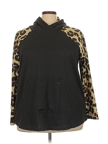 Lularoe Poncho (view 1)