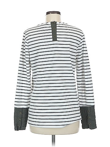 Betsey's Boutique Shop Long Sleeve Top (view 2)
