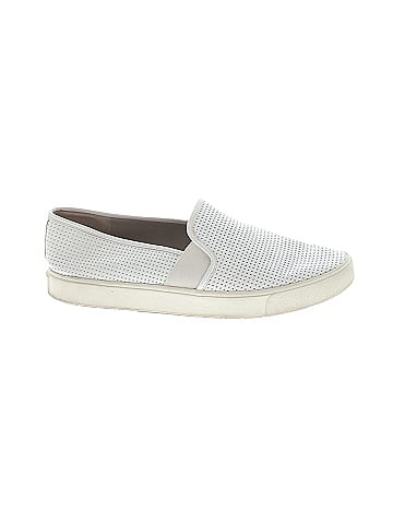Vince. Sneakers (view 1)