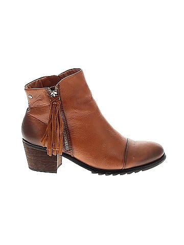 Pikolinos Ankle Boots (view 1)