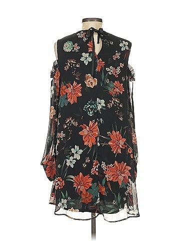 Bershka Casual Dress (view 2)