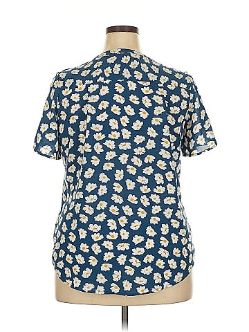 Fun2Fun Short Sleeve Blouse (view 2)