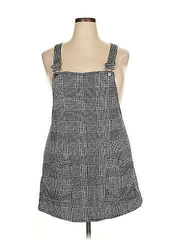No Boundaries Casual Dress (view 1)