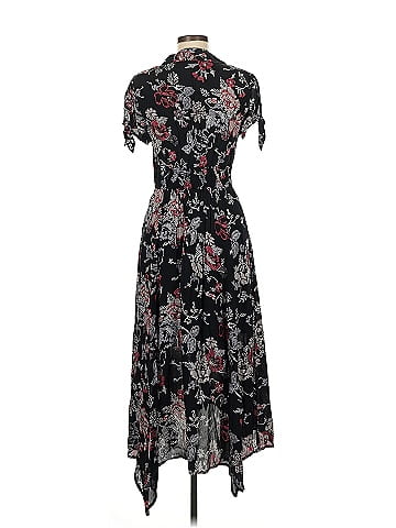 Urban Outfitters Casual Dress (view 2)