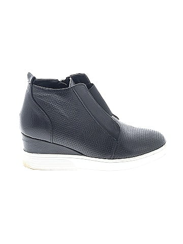 Journee Collection Sneakers (view 1)