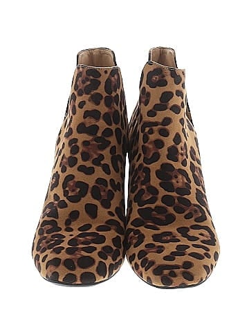Journee Collection Ankle Boots (view 2)