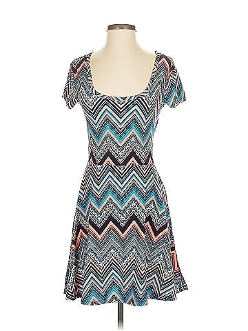 No Boundaries Casual Dress (view 1)