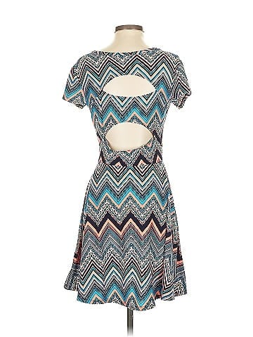 No Boundaries Casual Dress (view 2)