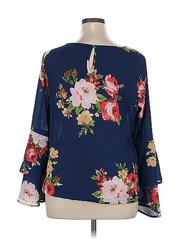 Como Vintage 3/4 Sleeve Blouse (view 2)