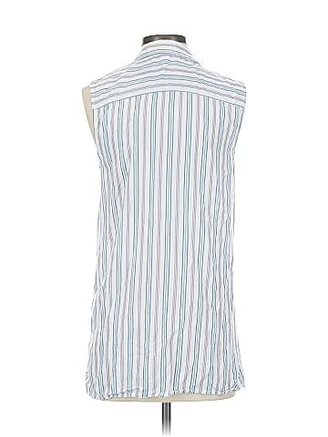 BeachLunchLounge Sleeveless Button-Down Shirt (view 2)