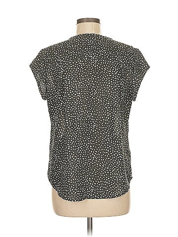 Fun2Fun Short Sleeve Blouse (view 2)