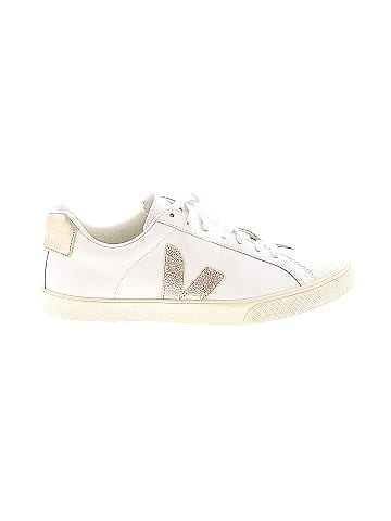 VEJA Sneakers (view 1)