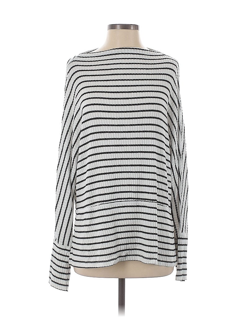 Click to view more detailed imagery on our partner's website Pre-owned Maurices Long Sleeve Top Silver Boatneck Tops