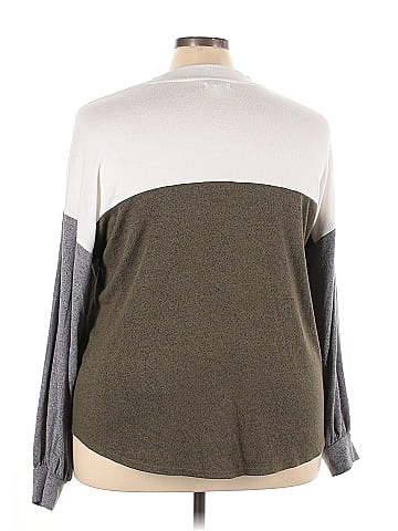Maurices Long Sleeve Top (view 2)