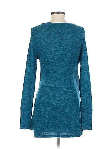 Liz Lange Maternity for Target Long Sleeve T-Shirt (view 2)