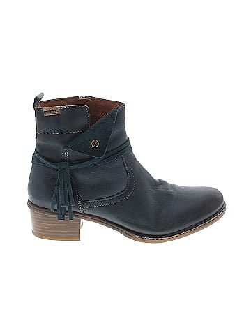 Pikolinos Ankle Boots (view 1)