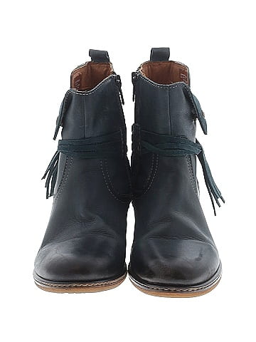 Pikolinos Ankle Boots (view 2)