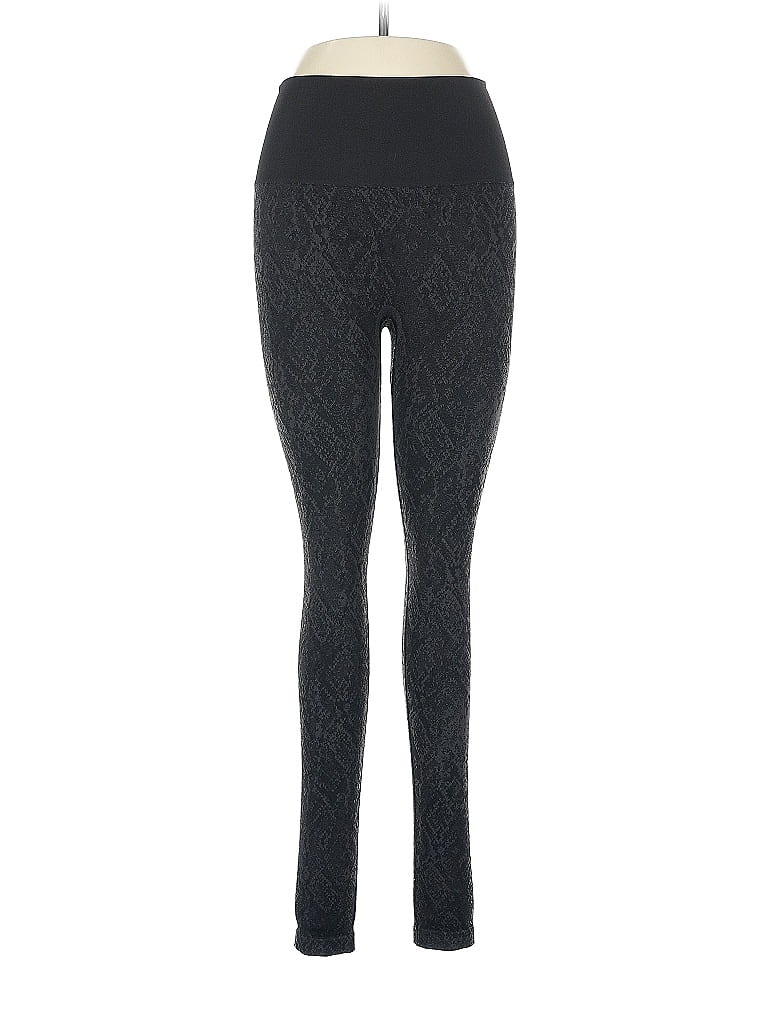 Click to view more detailed imagery on our partner's website Pre-owned Soma Active Pants In Black