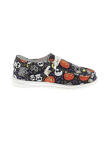 Unbranded Flats (view 1)