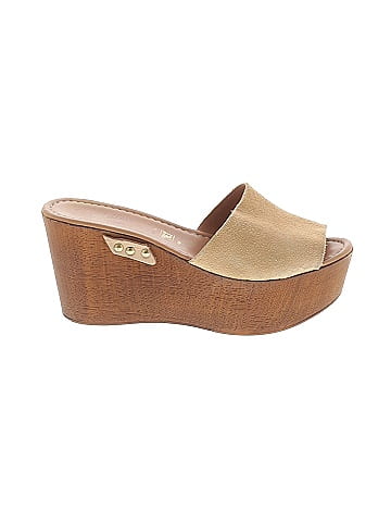 Seychelles Wedges (view 1)
