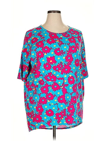 Lularoe Short Sleeve T-Shirt (view 1)