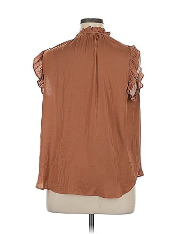 Cupcakes & Cashmere Sleeveless Blouse (view 2)