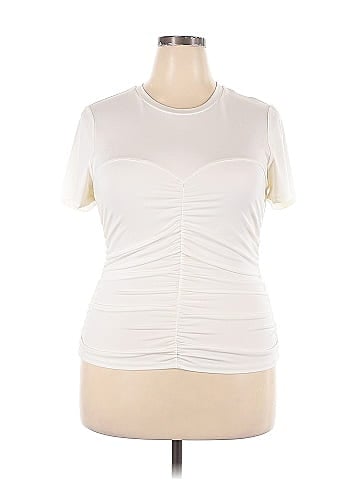 Intempo Short Sleeve Top (view 1)