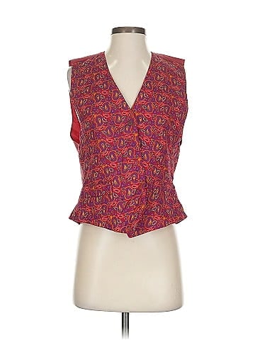Lizsport 1990s Red Paisley Patterned Sleeveless Vest (view 1)