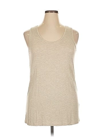 Inoah Sleeveless T-Shirt (view 1)