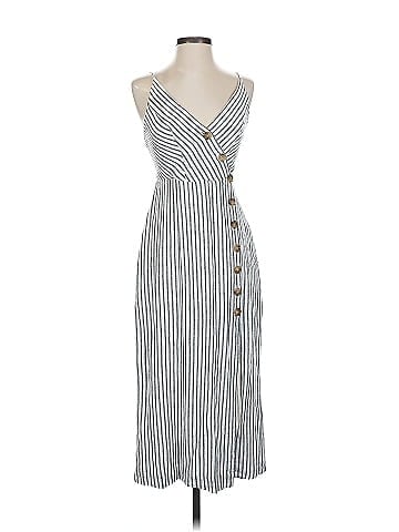 Urban Outfitters Casual Dress (view 1)