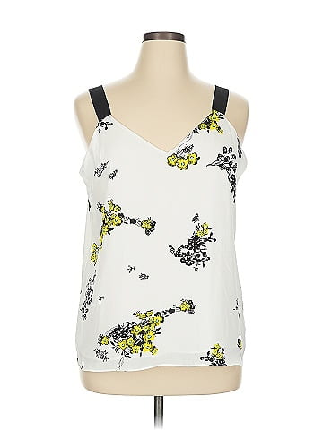 Violet & Claire Sleeveless Blouse (view 1)