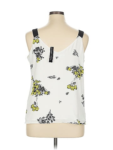 Violet & Claire Sleeveless Blouse (view 2)