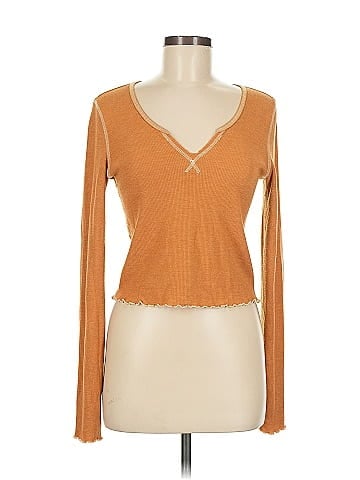 American Eagle Outfitters Long Sleeve T-Shirt (view 1)