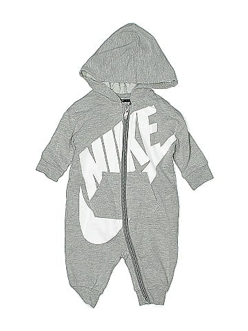 Nike Long Sleeve Outfit (view 1)
