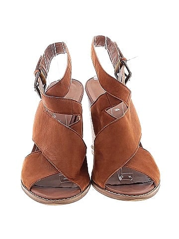 Caslon Wedges (view 2)