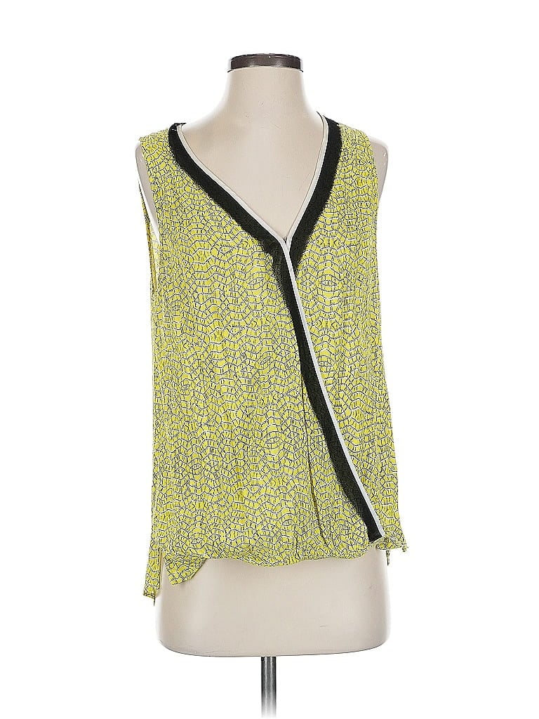 Pre-owned Daniel Rainn Sleeveless Blouse In Yellow