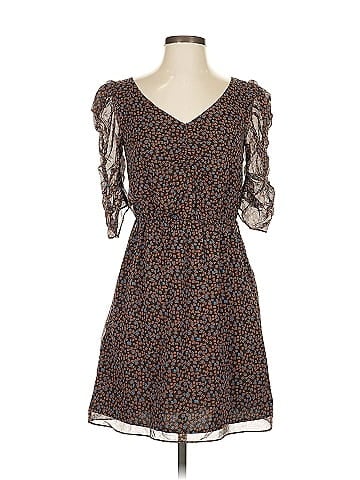 Eliot Casual Dress (view 1)