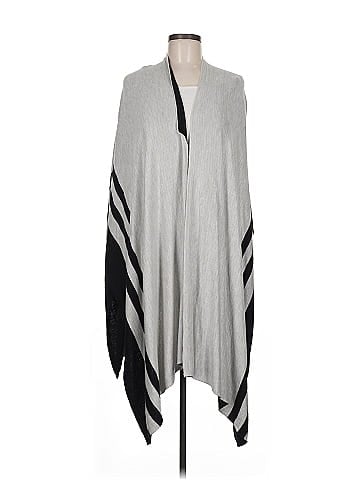 Soma Poncho (view 1)