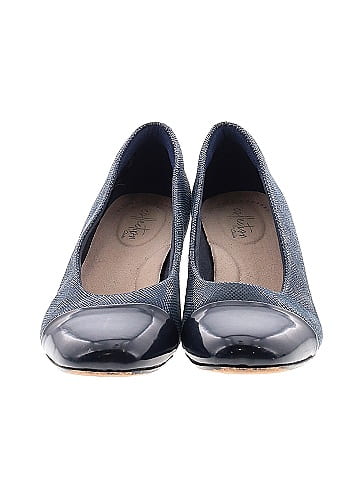 Clarks Blue Flats Size 7 1/2