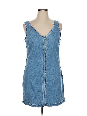 No Boundaries Casual Dress (view 1)