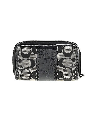 Coach Wristlet (view 2)