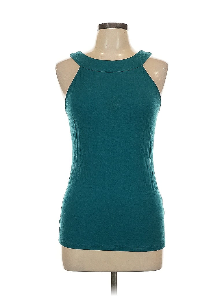 Patty Sleeveless Button Down Top in Lavender main image 0