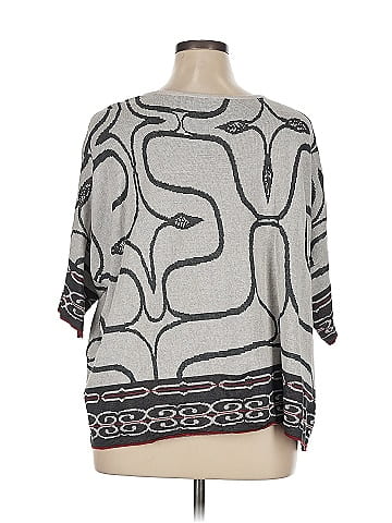 Peruvian Connection Poncho (view 2)