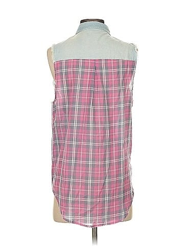 RD Style Sleeveless Button-Down Shirt (view 2)