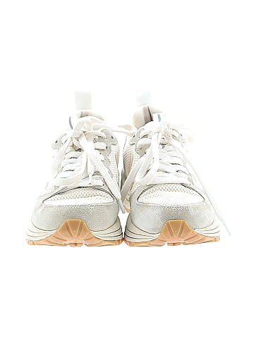 VEJA Sneakers (view 2)
