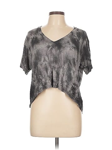 American Eagle Outfitters Short Sleeve T-Shirt (view 1)