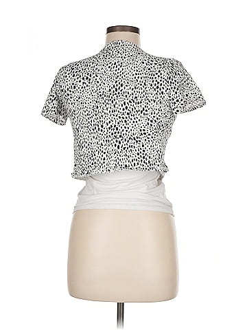 Brandy Melville Short Sleeve T-Shirt (view 2)