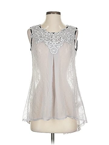 Ryu Sleeveless Blouse (view 1)