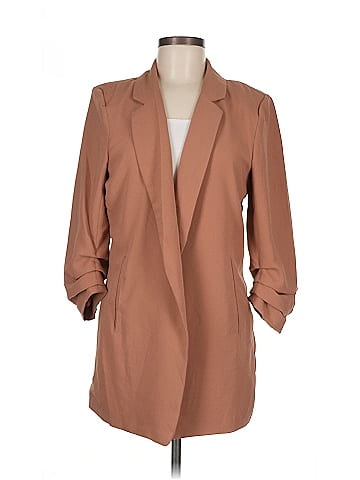 Braetan Blazer (view 1)
